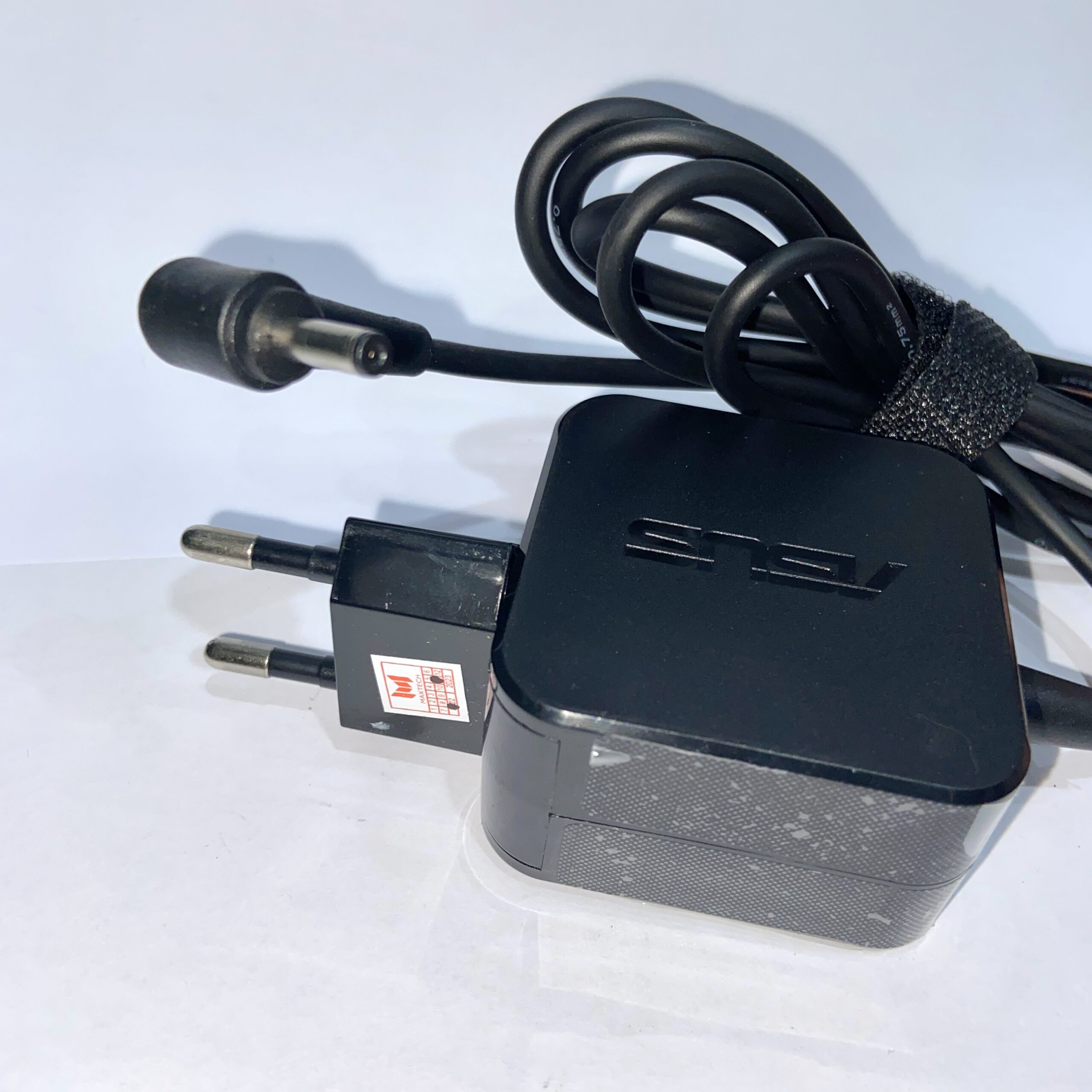 ADP-ASUS-19V1.75A-1-scaled-1