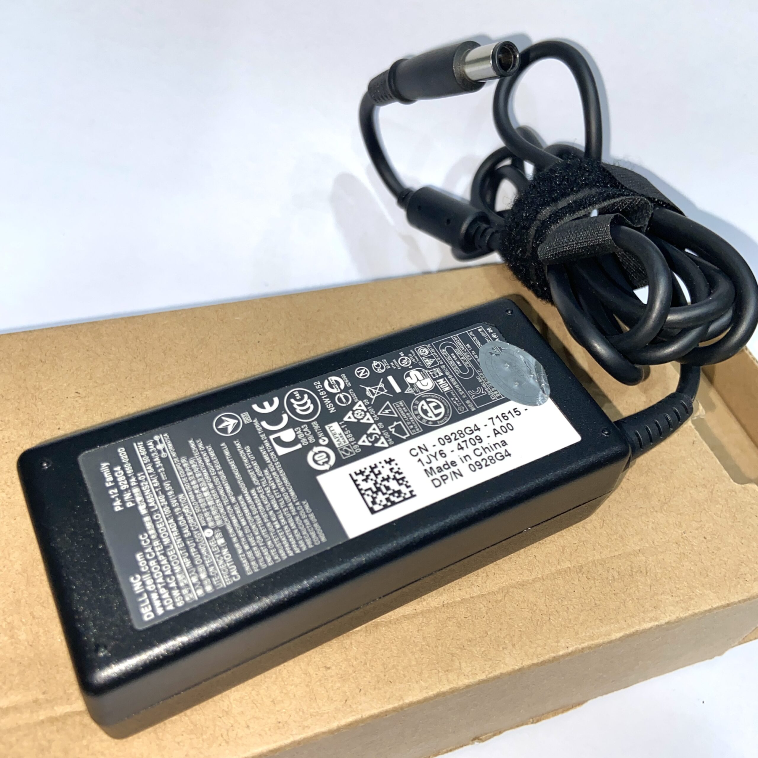 Adaptor-Dell-19.5V-3.34-KKO-4-scaled-1