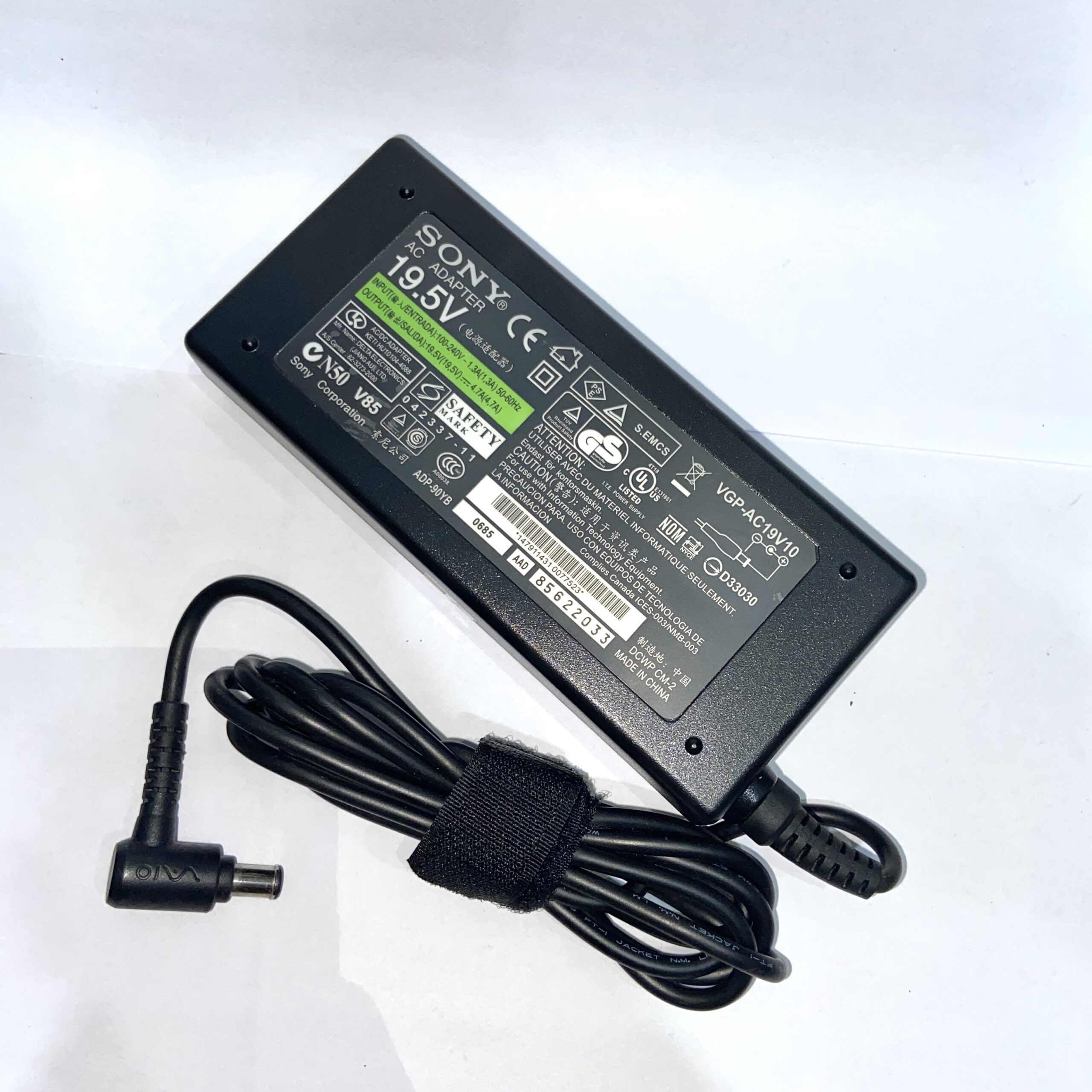 Adaptor-Sony-19V-4.7A-4-scaled-1